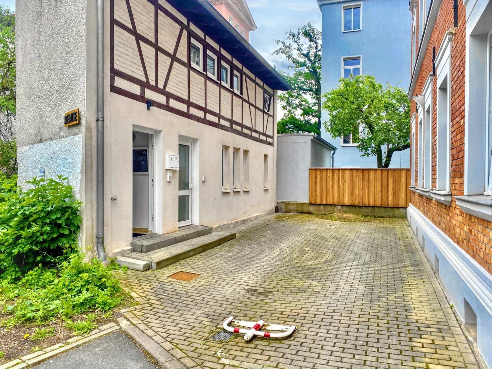 Die Remise Mit Kostenlosem Parkplatz Direkt Vor Der Tuer Erfurt Esterno foto